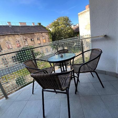 B 304, Apartments In The Heart Of بودابست المظهر الخارجي الصورة